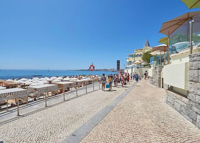 Cascais-Estoril Beachfront Apartments