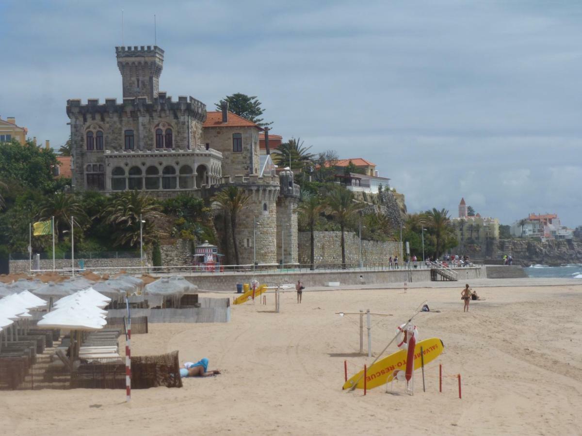 Cascais-estoril Beachfront Appartement