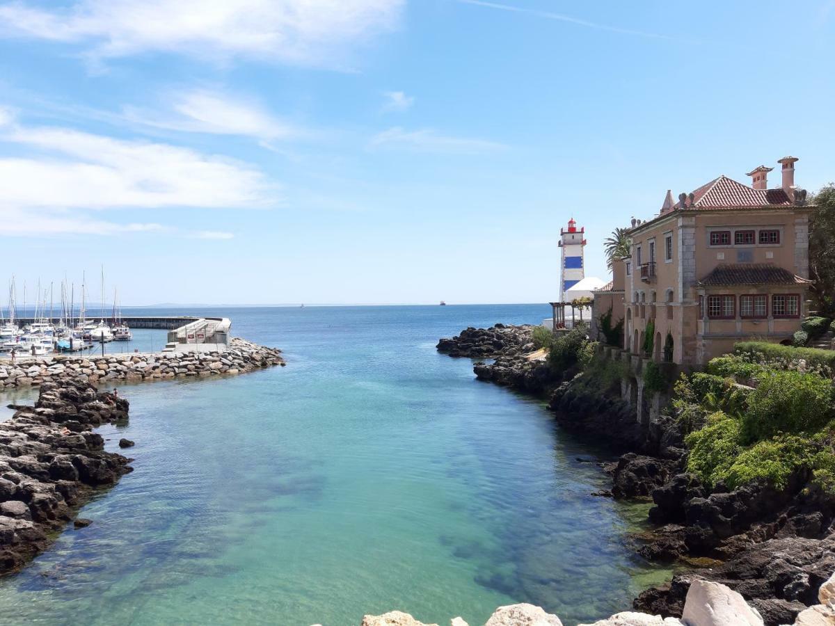 Cascais-estoril Beachfront Appartement