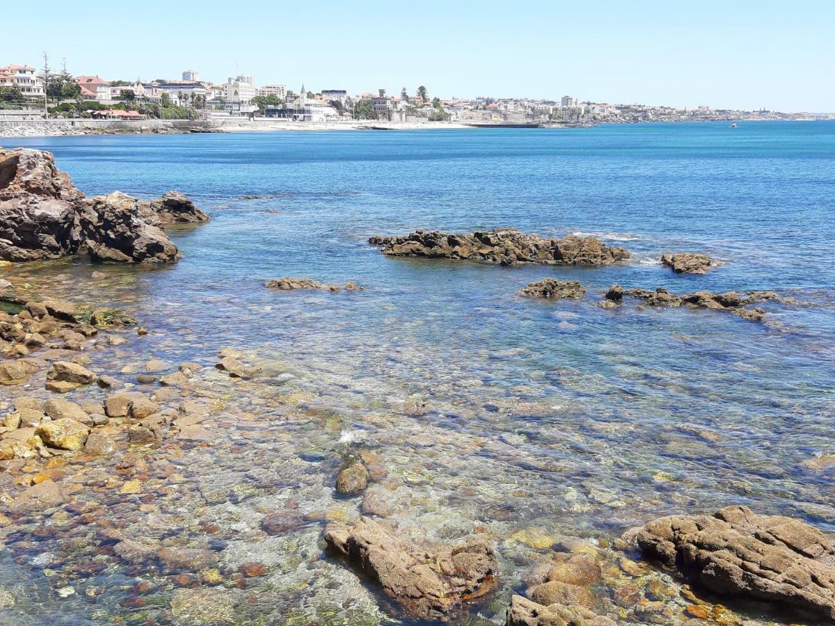 Cascais-estoril Beachfront Appartement *